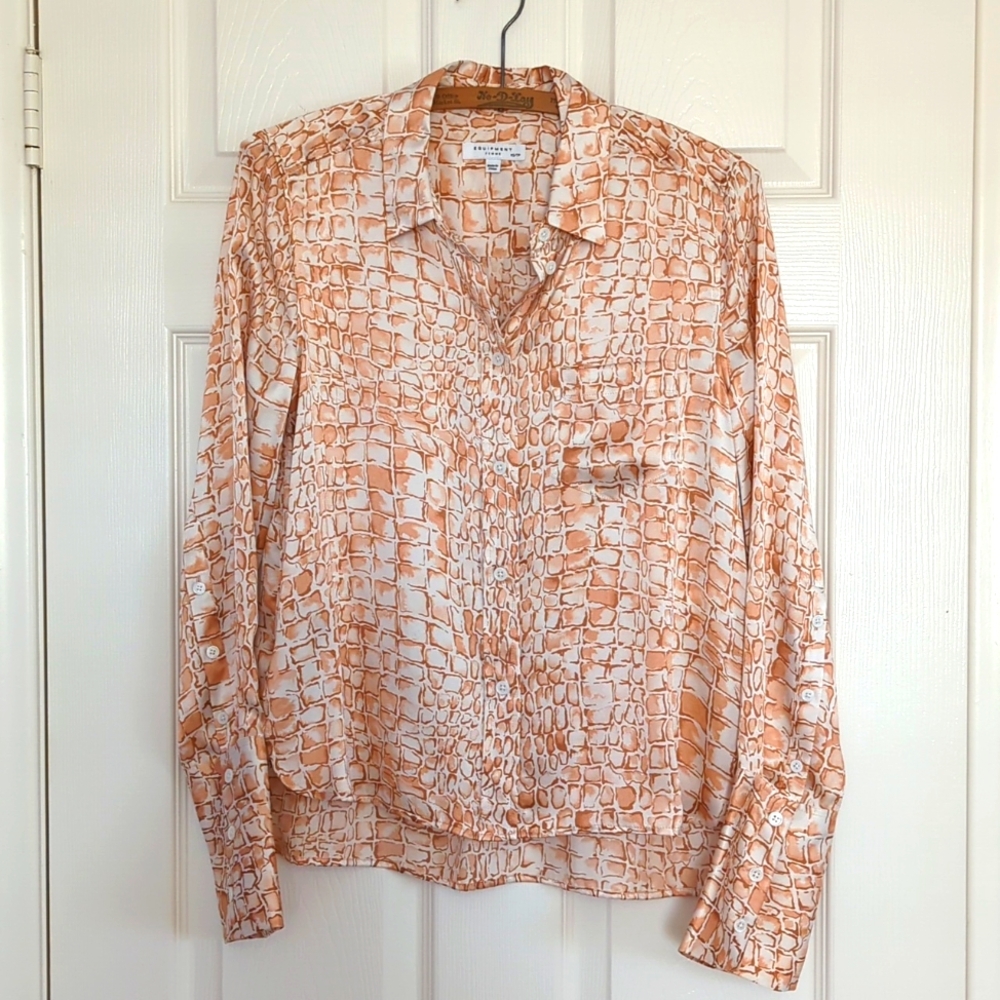 Equipment Silk Peach Crocodile Print Button Down Blouse Shirt Size XS